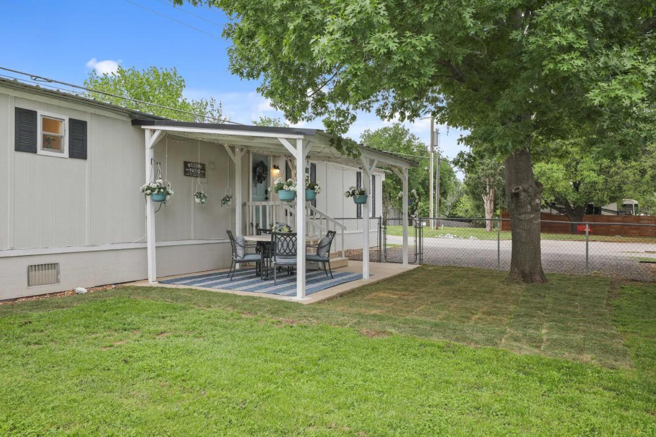 Pet-Friendly Lake Dallas Home Near Lewisville Lake Luaran gambar